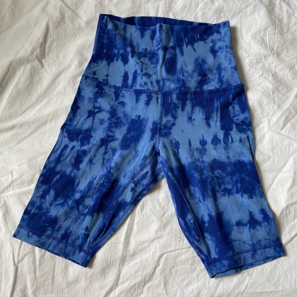 Lululemon Align High Rise 10inch Shorts